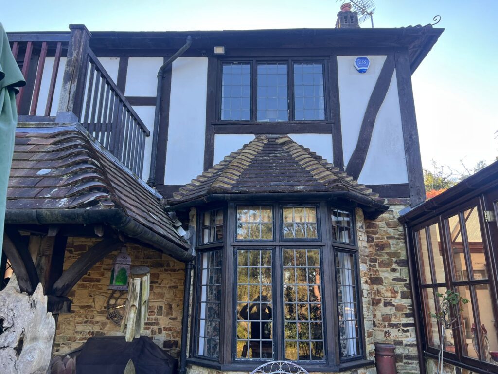 Old windows before aluminium window installation